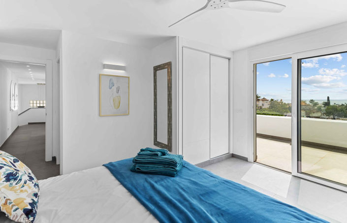 Image No.15-5 Bed Villa for sale