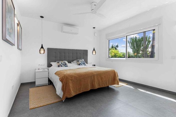Image No.20-5 Bed Villa for sale