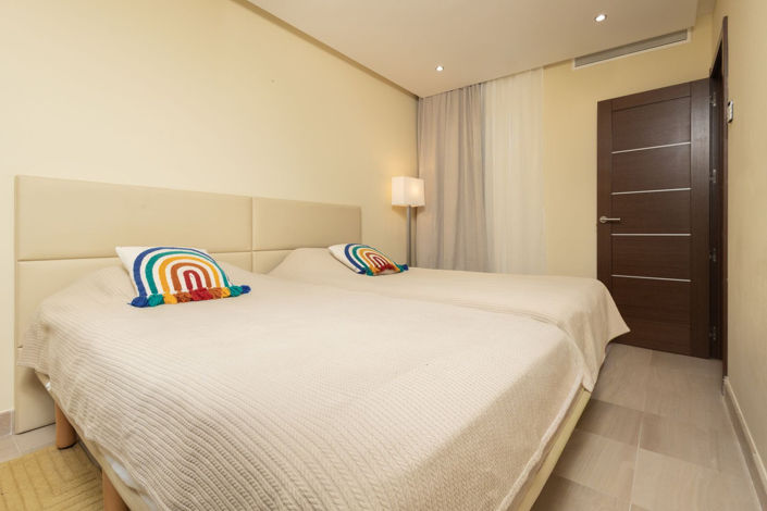 Image No.19-3 Bed Apartment for sale