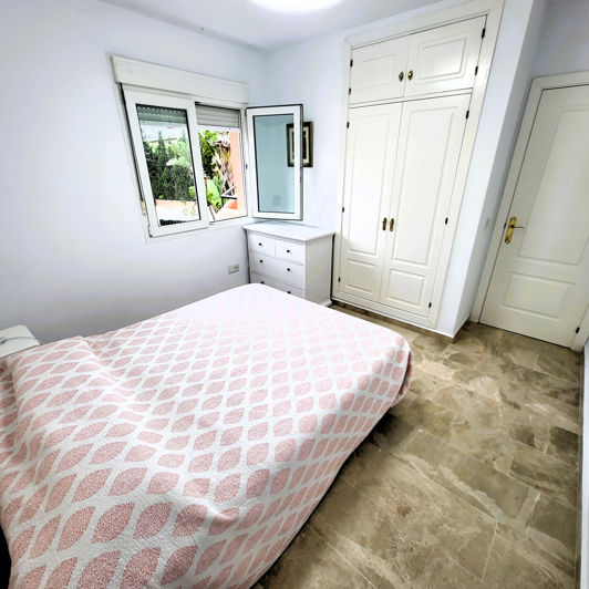 Image No.19-3 Bed Townhouse for sale