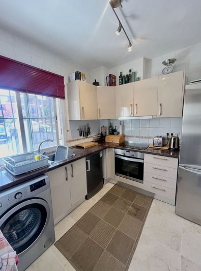 Image No.10-3 Bed Townhouse for sale