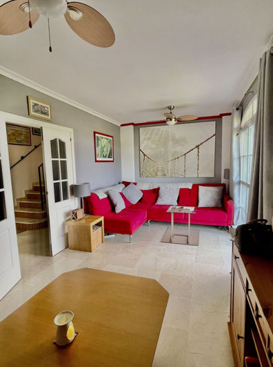 Image No.8-3 Bed Townhouse for sale