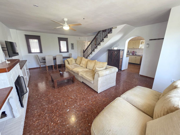 Image No.8-3 Bed Villa for sale
