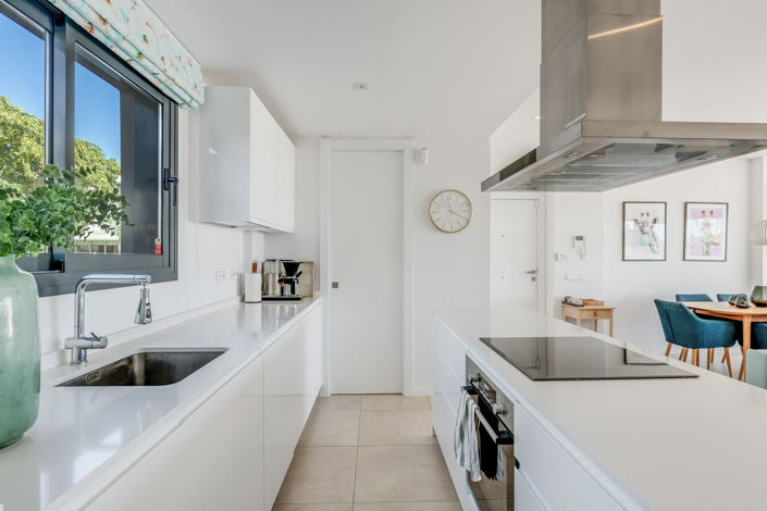 Image No.11-4 Bed Apartment for sale