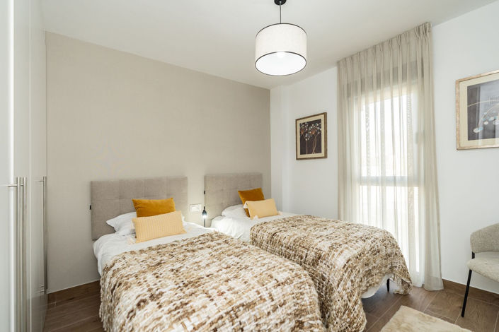 Image No.20-2 Bed Apartment for sale