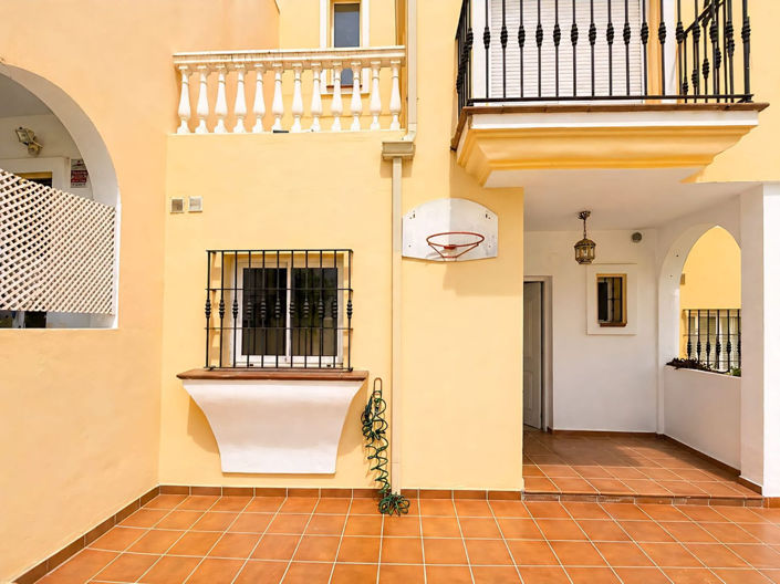 Image No.3-3 Bed Townhouse for sale