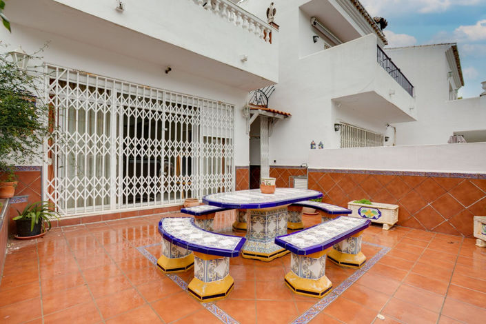 Image No.5-3 Bed Townhouse for sale