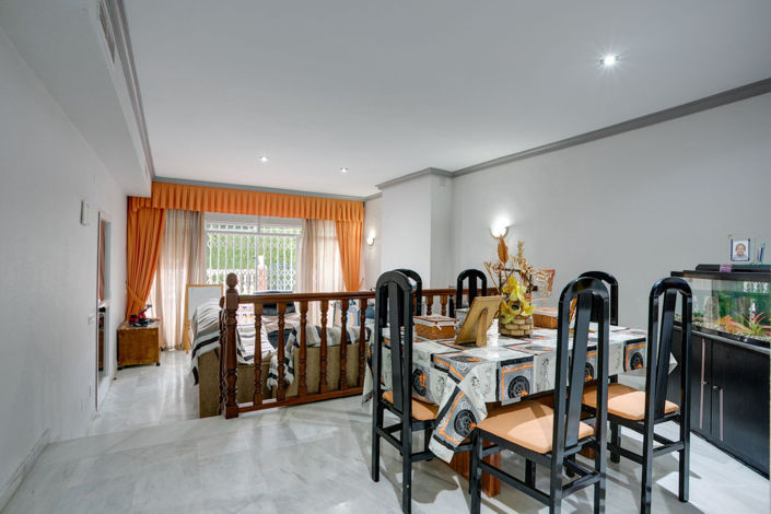 Image No.9-3 Bed Townhouse for sale