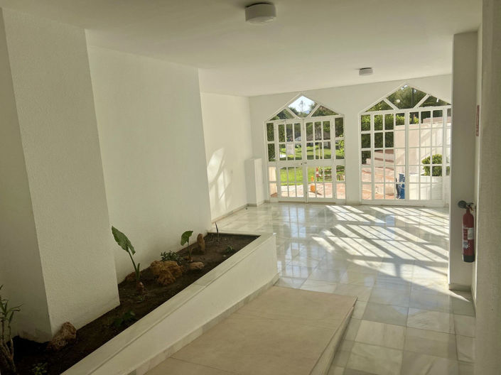 Image No.3-3 Bed Apartment for sale
