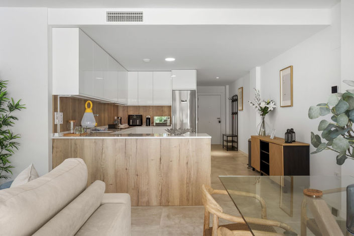 Image No.10-3 Bed Apartment for sale