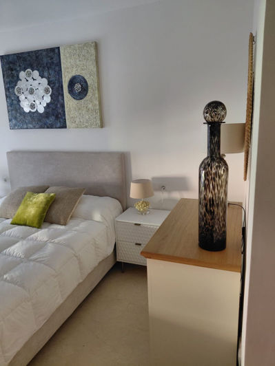 Image No.17-2 Bed Apartment for sale