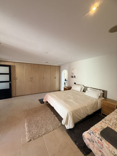 Image No.11-3 Bed Villa for sale
