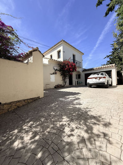 Image No.5-3 Bed Villa for sale