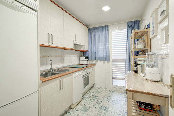 Image No.10-2 Bed Apartment for sale