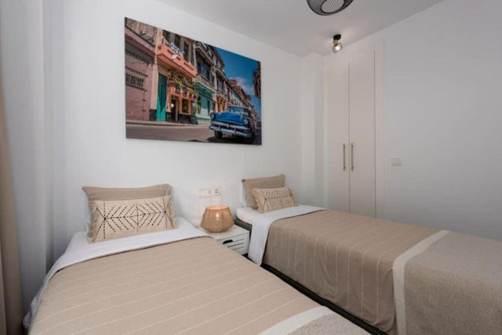 Image No.11-2 Bed Apartment for sale