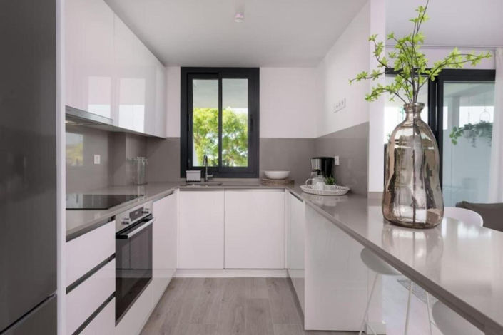 Image No.8-2 Bed Apartment for sale