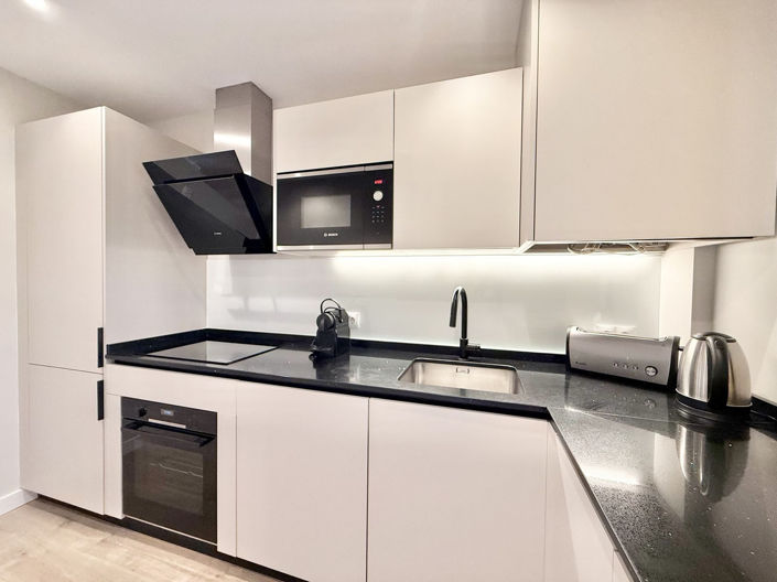 Image No.12-2 Bed Apartment for sale