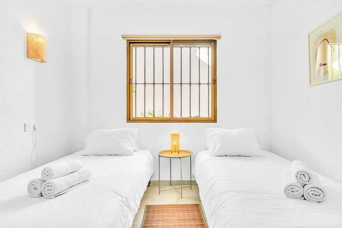 Image No.17-2 Bed Apartment for sale