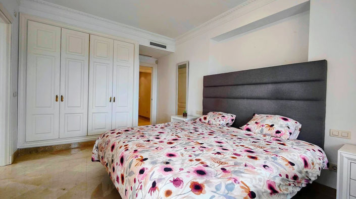Image No.18-3 Bed Apartment for sale