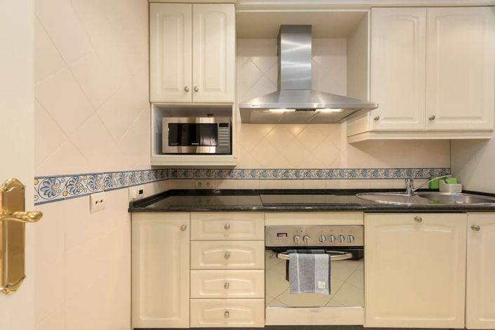 Image No.17-2 Bed Apartment for sale