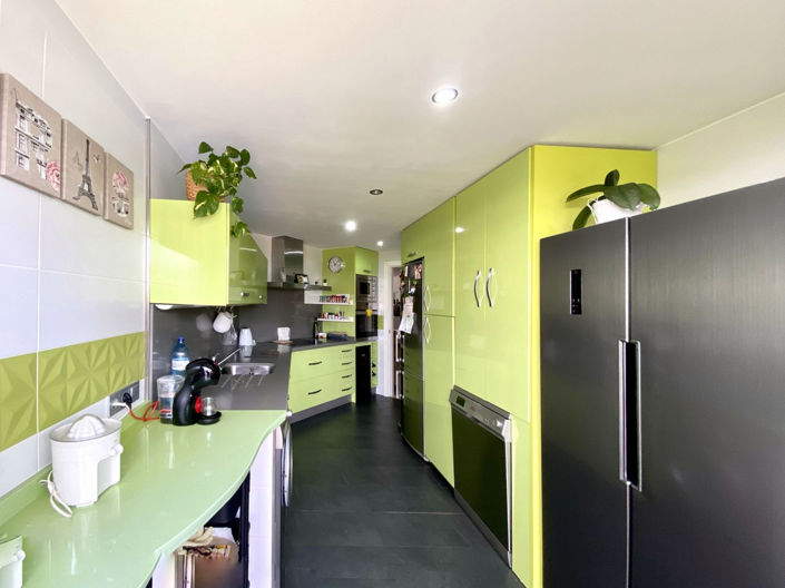 Image No.14-2 Bed Apartment for sale