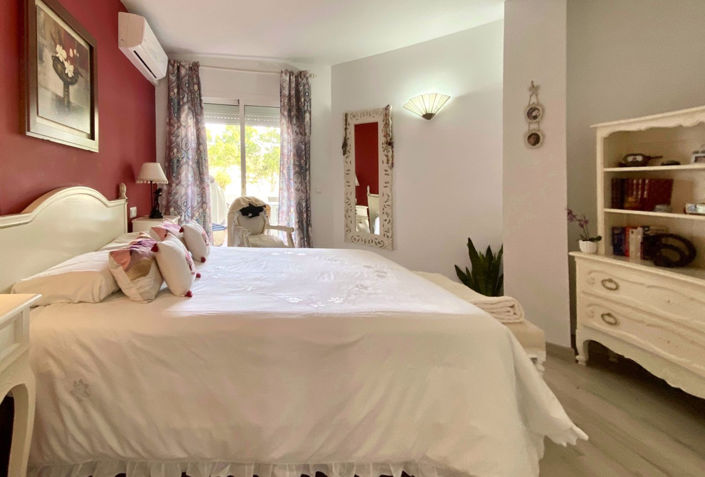 Image No.17-2 Bed Apartment for sale