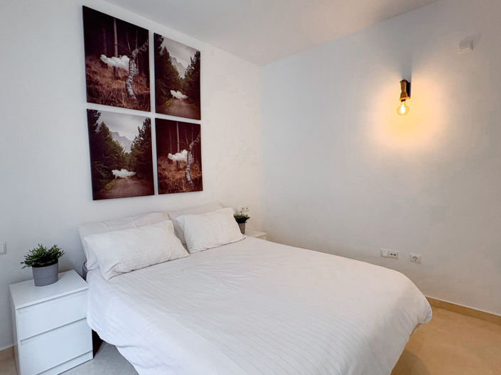 Image No.15-2 Bed Apartment for sale