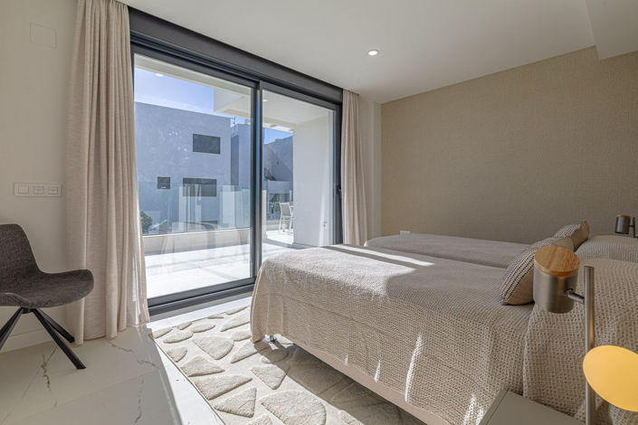 Image No.16-2 Bed Apartment for sale