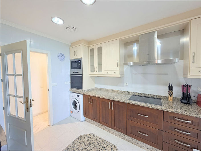 Image No.14-3 Bed Apartment for sale