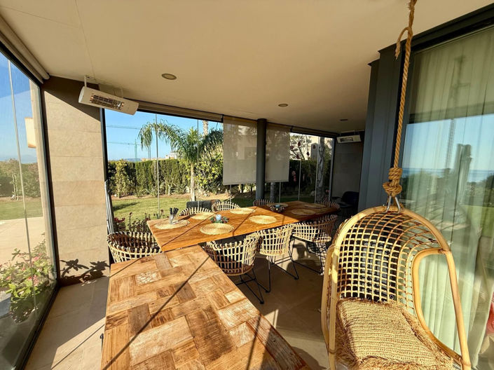 Image No.5-4 Bed Villa for sale