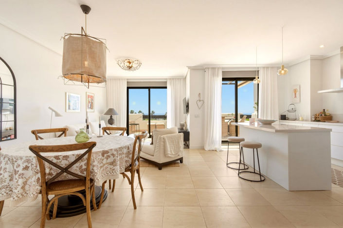 Image No.7-3 Bed Townhouse for sale