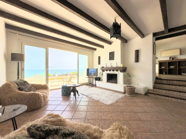 Image No.9-3 Bed Villa for sale