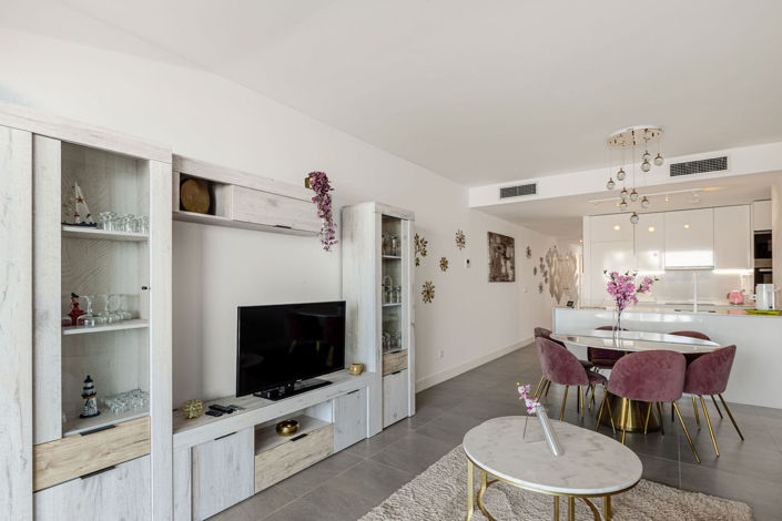 Image No.10-3 Bed Apartment for sale
