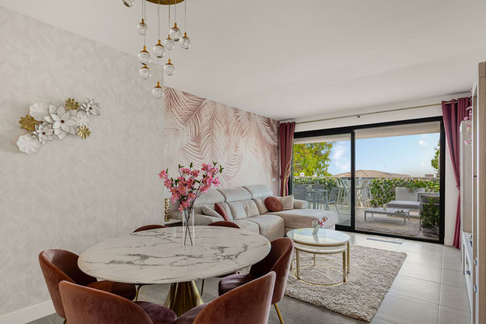 Image No.11-3 Bed Apartment for sale