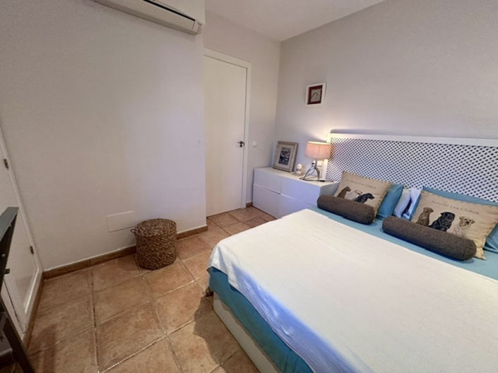 Image No.16-3 Bed Townhouse for sale
