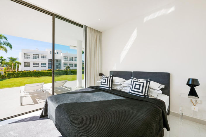 Image No.10-3 Bed Apartment for sale