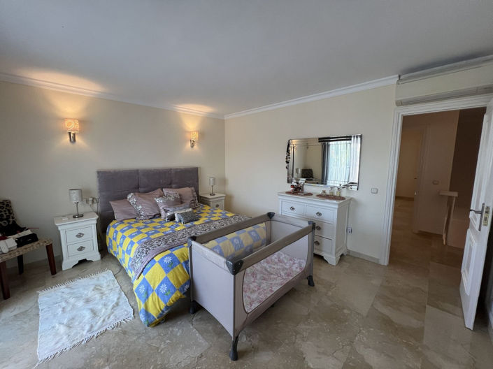 Image No.10-3 Bed Townhouse for sale