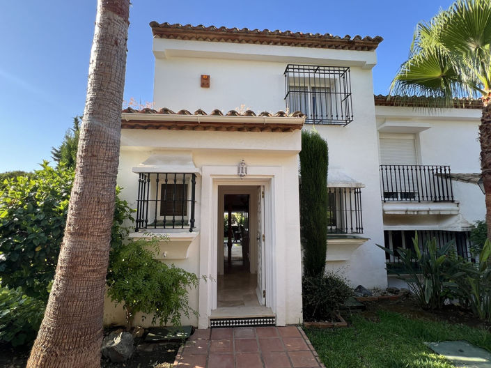 Image No.4-3 Bed Townhouse for sale