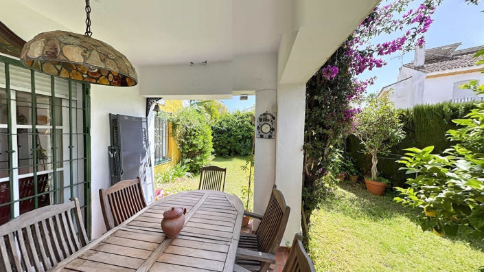 Image No.5-5 Bed Townhouse for sale