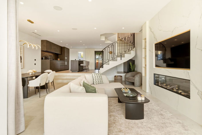 Image No.7-3 Bed Townhouse for sale