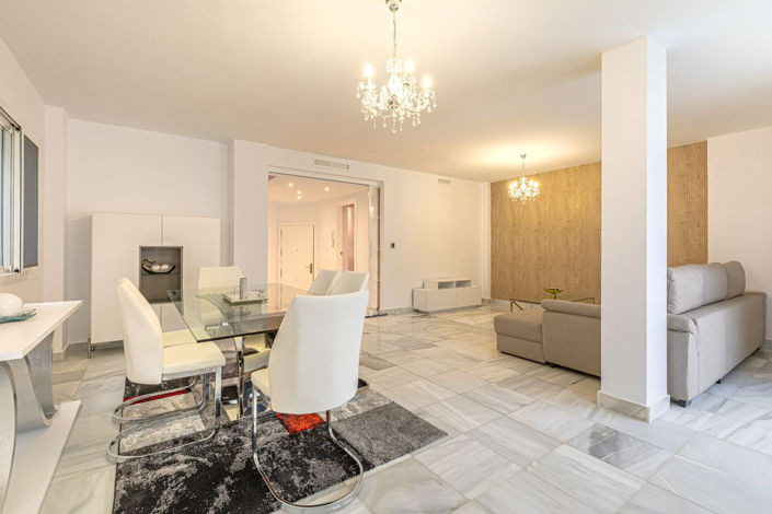 Image No.7-3 Bed Townhouse for sale