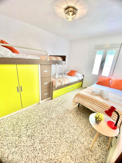 Image No.12-4 Bed Townhouse for sale