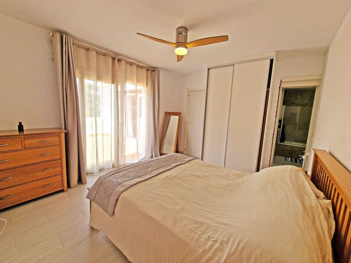 Image No.17-2 Bed Villa for sale