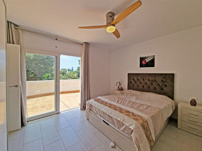 Image No.18-2 Bed Villa for sale