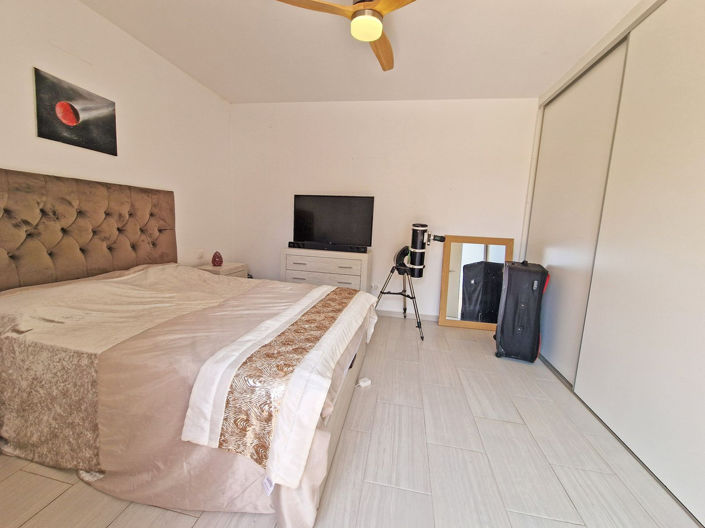 Image No.19-2 Bed Villa for sale