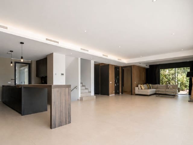 Image No.5-4 Bed Villa for sale