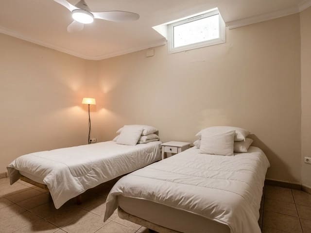 Image No.22-6 Bed Villa for sale