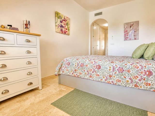 Image No.16-2 Bed Apartment for sale