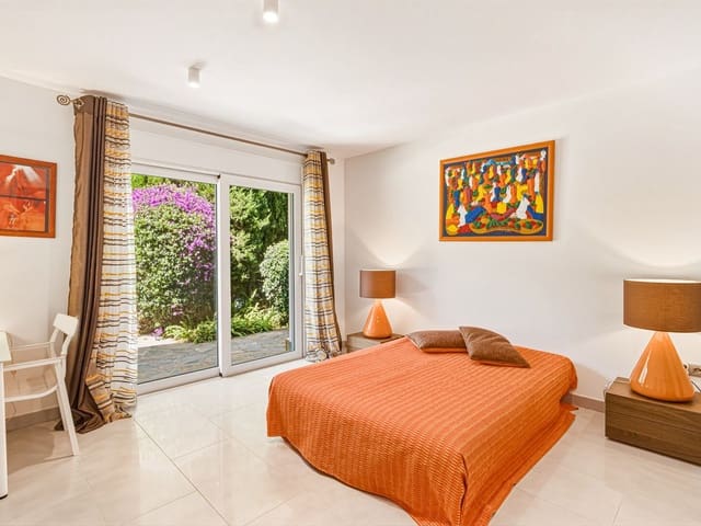 Image No.16-4 Bed Villa for sale
