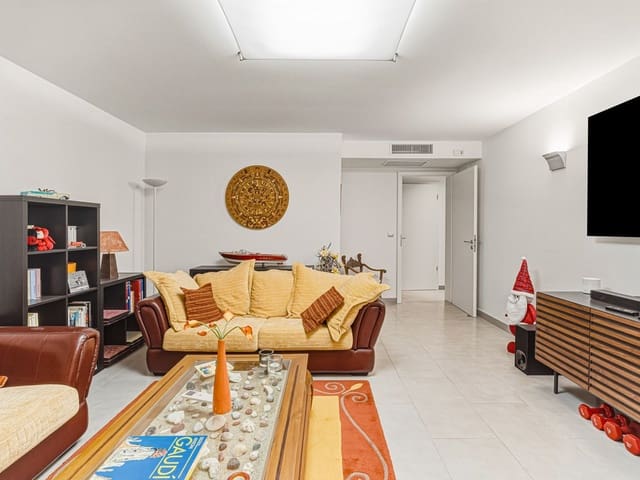 Image No.8-4 Bed Villa for sale